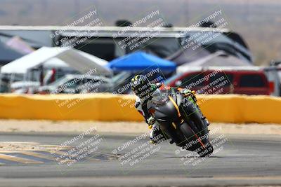 media/Apr-09-2022-SoCal Trackdays (Sat) [[c9e19a26ab]]/Turn 2 (1140am)/